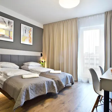 Wolska Serviced Apartment *