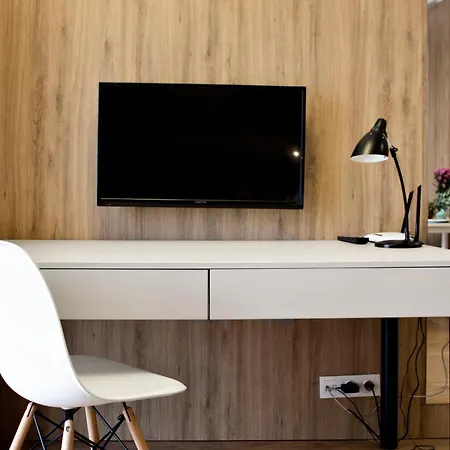 Wolska Serviced Apartment